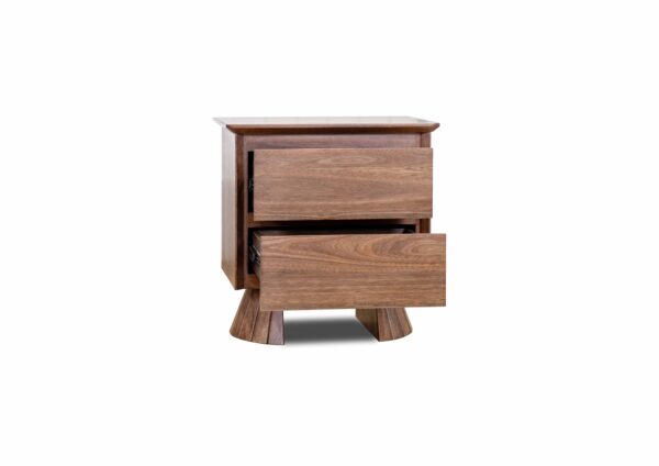 Lincoln Bedside